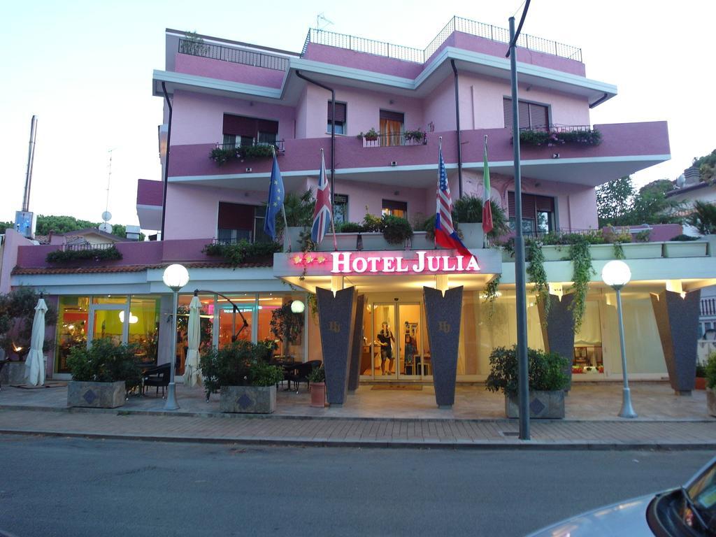 Hotel Julia Llido Degli Estensi Exteriér fotografie